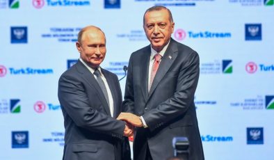 Putin’in seçim zaferi liderleri ikiye böldü