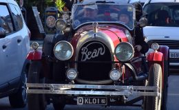 Klasik otomobille dünya turu