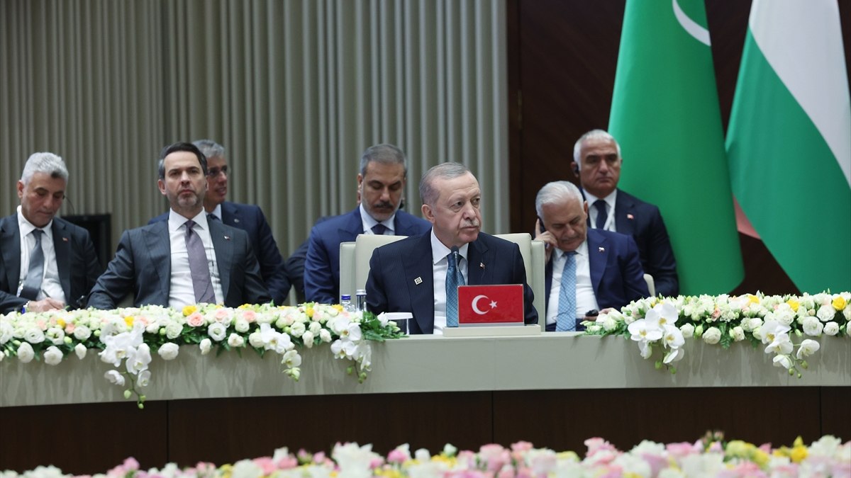 Cumhurbaşkanı Erdoğan: Ortak alfabe geleceğimizin nişanesidir